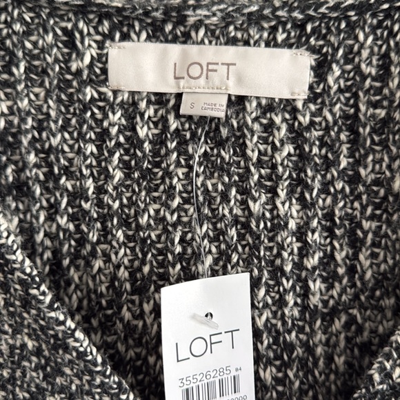 LOFT sweater - Picture 2 of 8